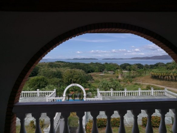 Beautiful Condo, Playa Naranjo